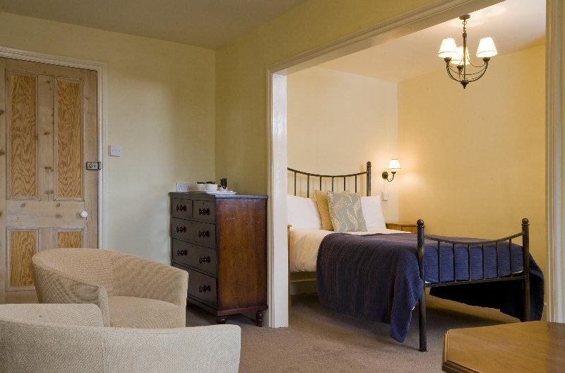 Royal Hotel Deal Exterior photo