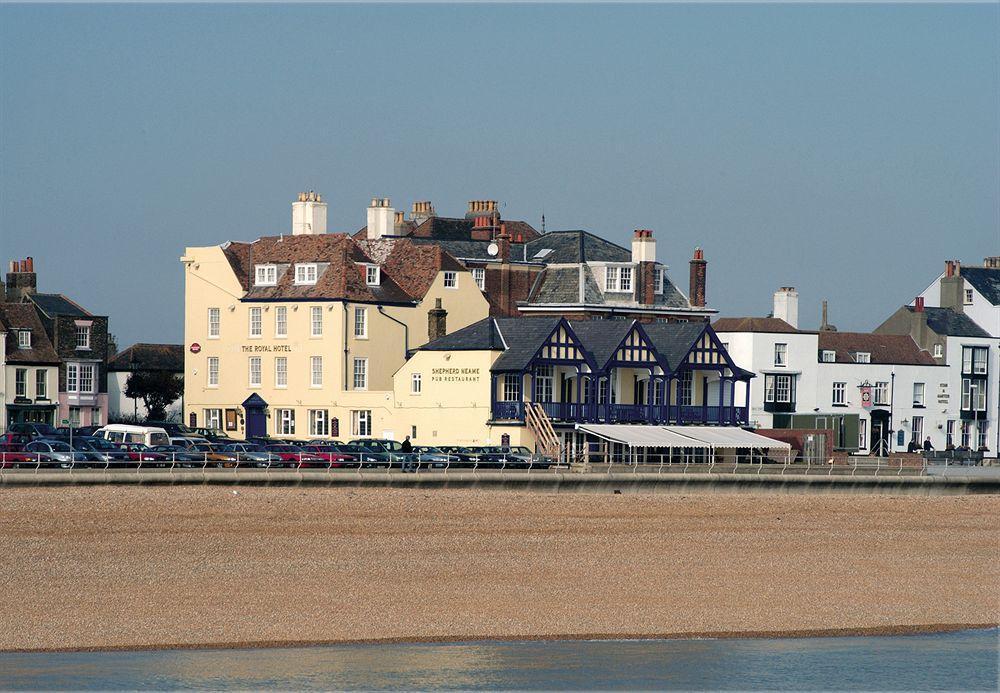 Royal Hotel Deal Exterior photo